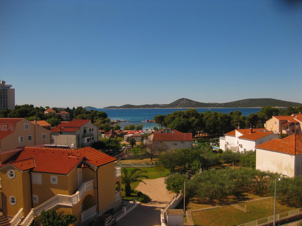 Apartments And Rooms Bozena โวดีเซ ภายนอก รูปภาพ