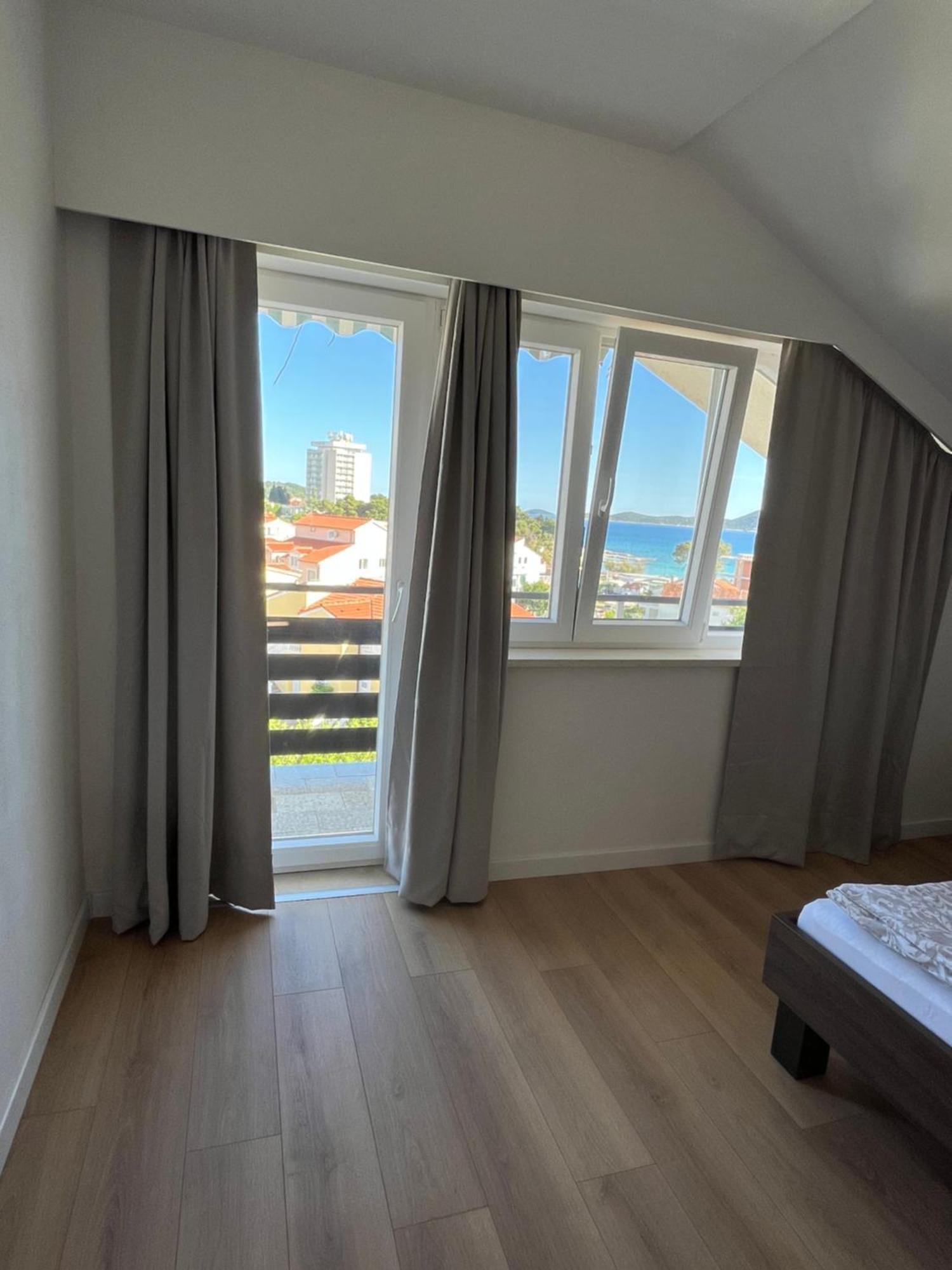 Apartments And Rooms Bozena โวดีเซ ภายนอก รูปภาพ